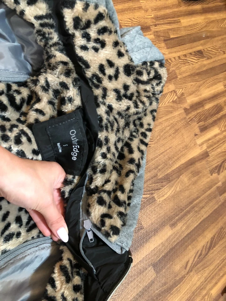 Outer Edge Women’s Jacket Removable Hood & Sleeves Black / Gray Size S - Image 2 of 4