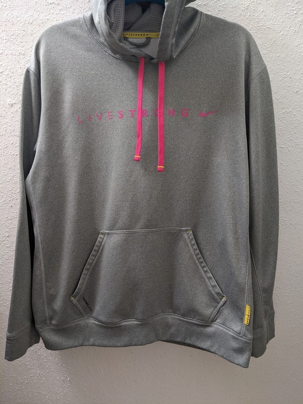 Nike Large Gray & Pink LiveStrong Therma Fit Pullover Sweatshirt/Hoodie!