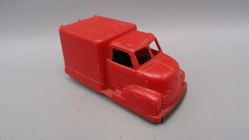 Vintage Bakelite / Plastic Red Toy Delivery Truck Van *READ* - Picture 2 of 9