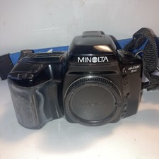Minolta Maxxum 5xi SLR Camera Body With Nice Strap
