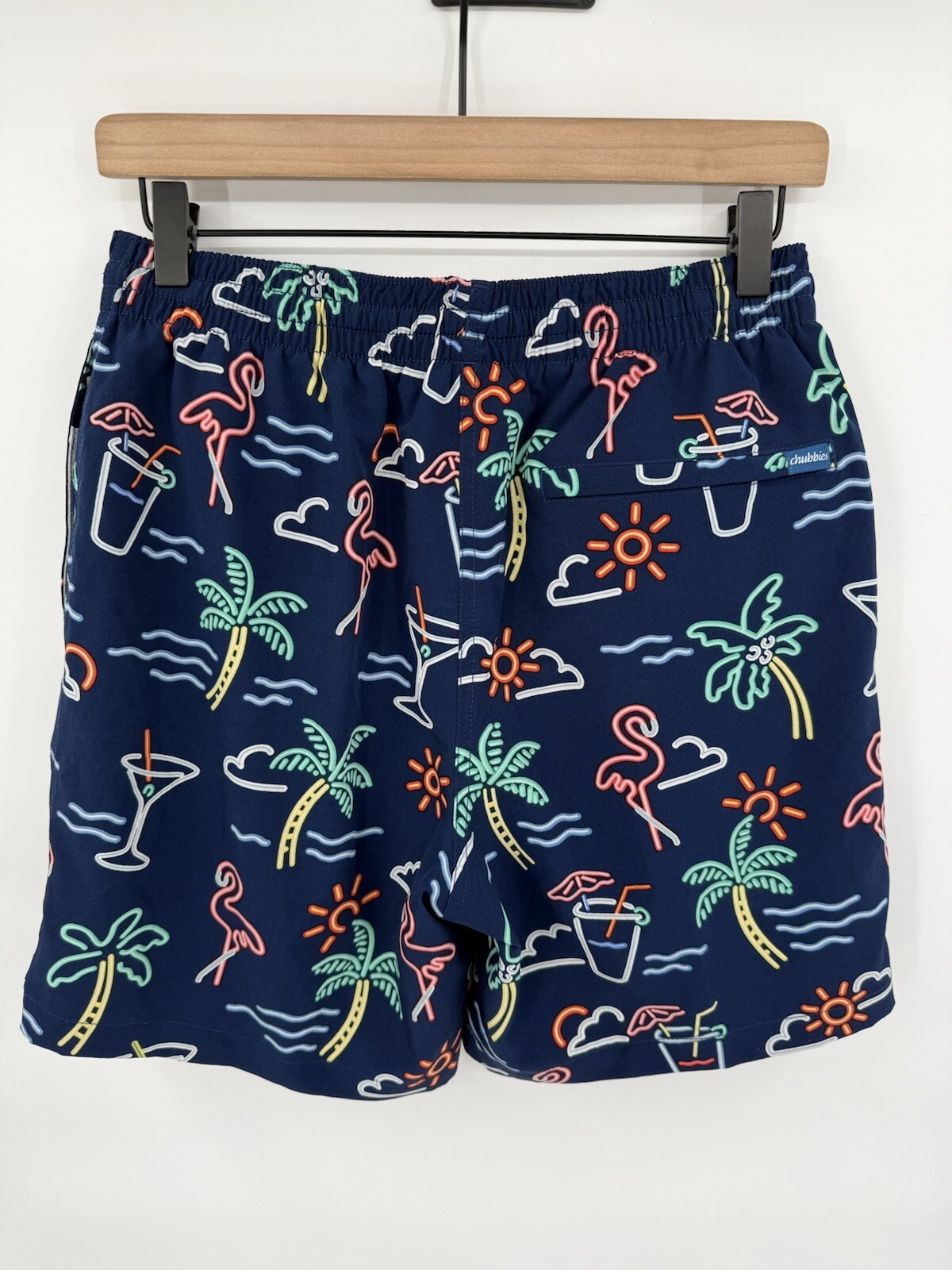 Chubbies The Neon Lights Swim Trunks Size Medium Stretch 7” Inseam Tropical