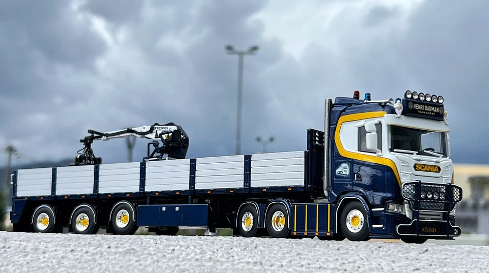 Scania S normal CS20N 6x2 brick trailer "Henri Bauman" WSI truck models 1:50 - Image 3 of 4