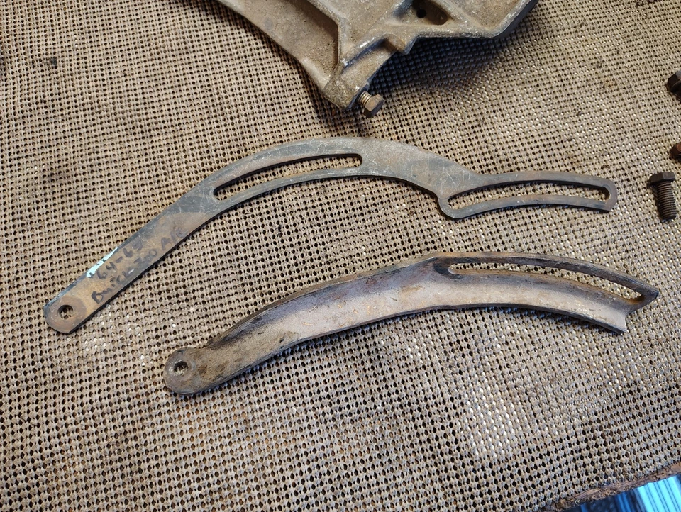 1964 1965 Buick Skylark Special Sport Wagon 300 suportes alternadores A/C 1368640 - Imagem 3 de 4