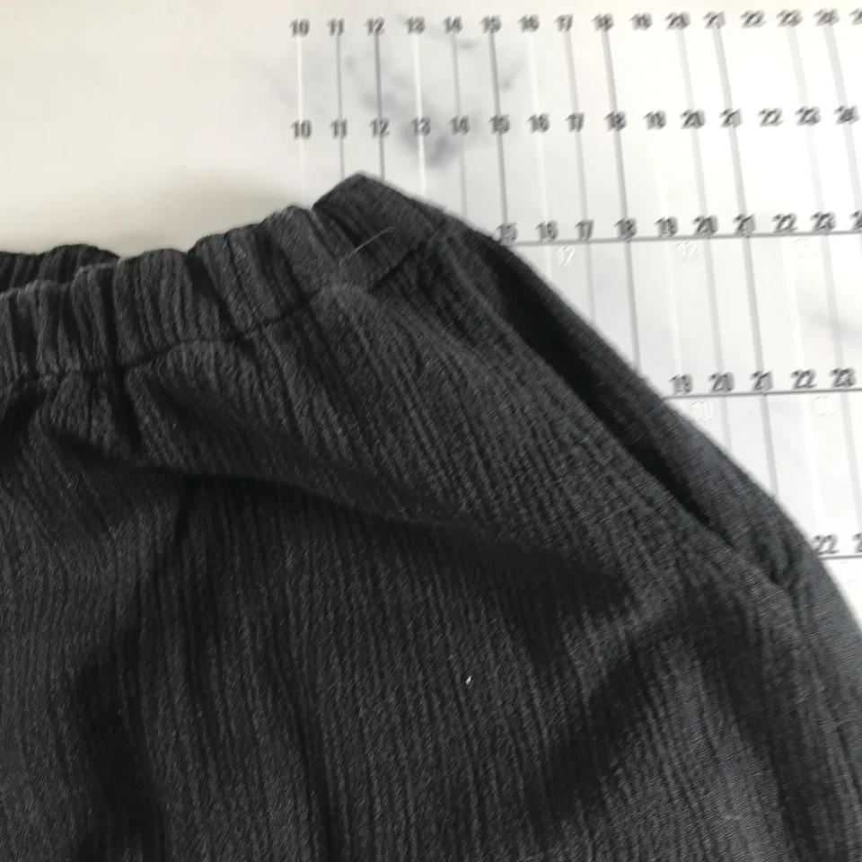 Pantalones de lino para mujer grandes negros ligeros cintura elástica sueltos culottes de lino Foto 2 de 4