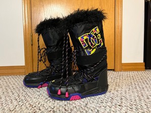 dc chalet boots