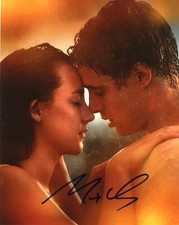 Max Irons "The Host" AUTOGRAPH Signed 'Jared Howe' 8x10 Photo B