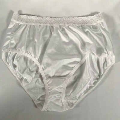 Nylon Panties Pretty lace Trim Fruit of the Loom Hi-Cut White