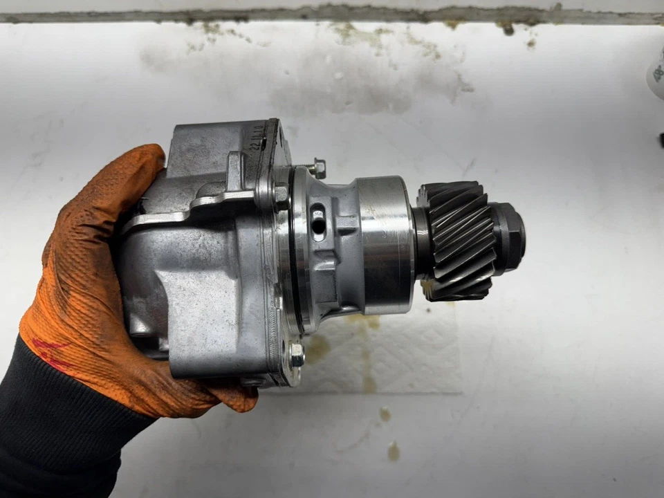 CAJA TRANSFERENCIA TRANSMISIÓN AUTOMÁTICA ORIGINAL HONDA HR-V 2.0L AWD ORIGINAL 2023 OEM Foto 2 de 4