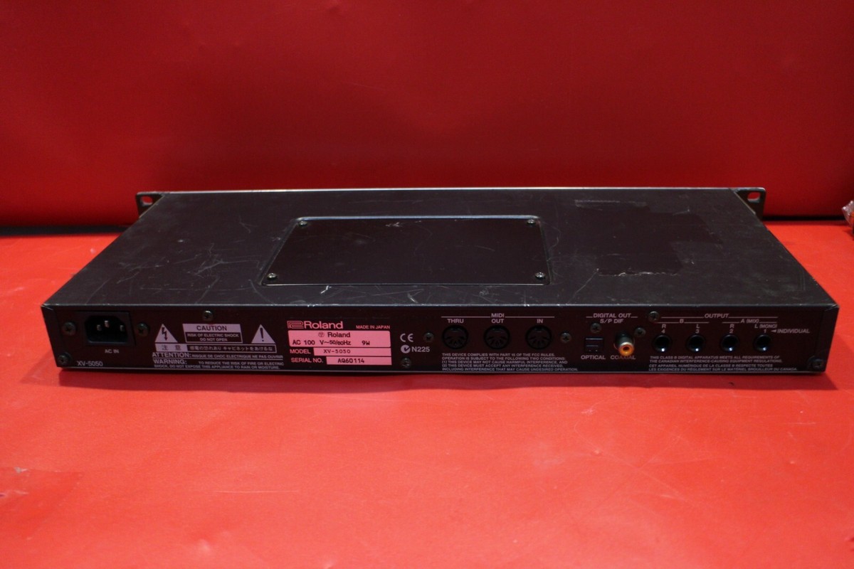 USED Roland XV 5050 64 Voices Synthesizer Module Rack U2317 240702