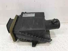 2017-2019 Chevrolet Silverado Sierra 1500 Air Cleaner Intake Filter Box OEM