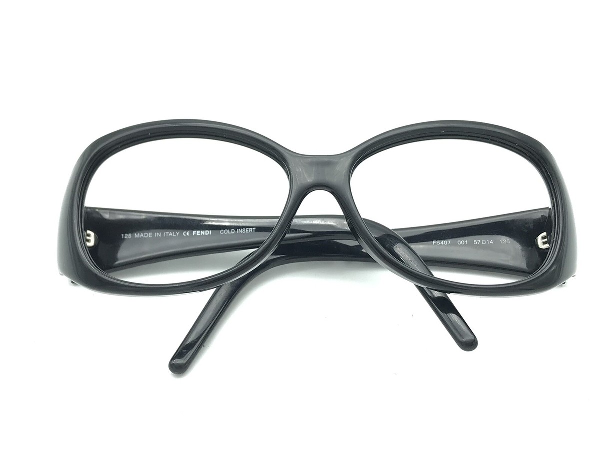 FENDI サングラス　FS407 001 ズッカ柄　良品 FENDI サングラス FS407 001 ズッカ柄 良品 - メルカリ