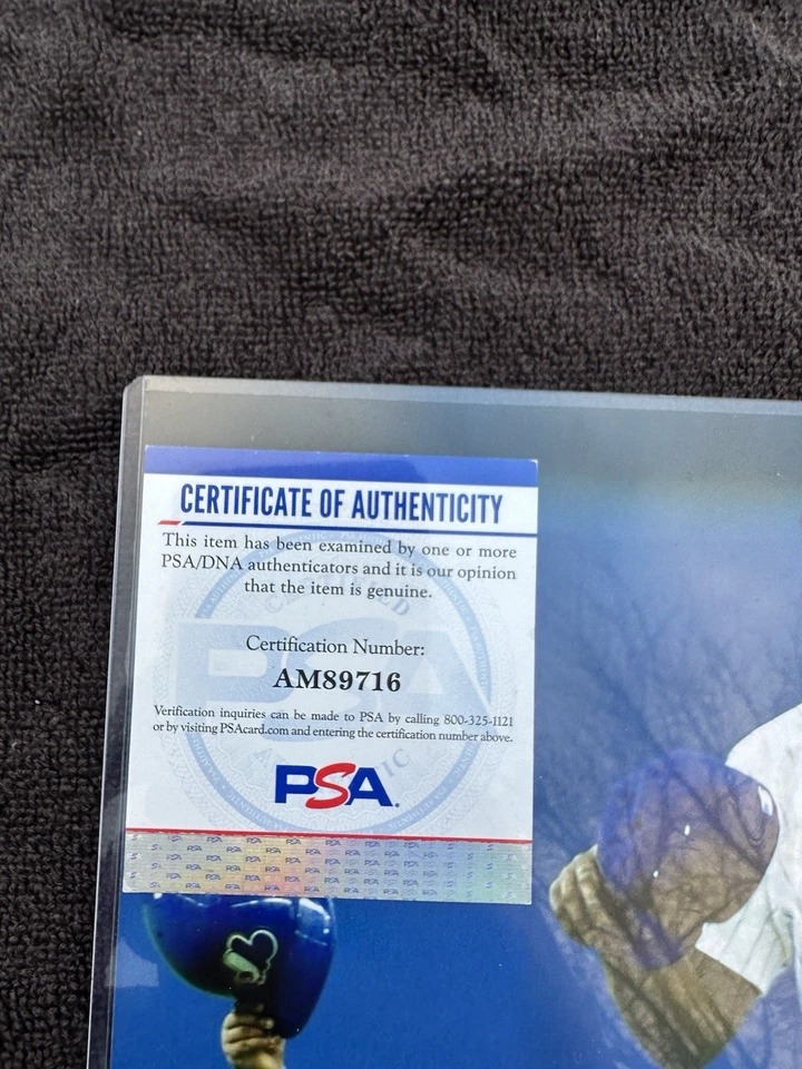 Vladimir Guerrero Sr. & Vladimir Guerrero Jr. Signed Autographed 8x10 Photo PSA - Image 2 of 4