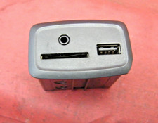 SMART / RENAULT 453 FORTWO FORFOUR 2015+ LETTORE SCHEDE SD USB AUX 280233698R