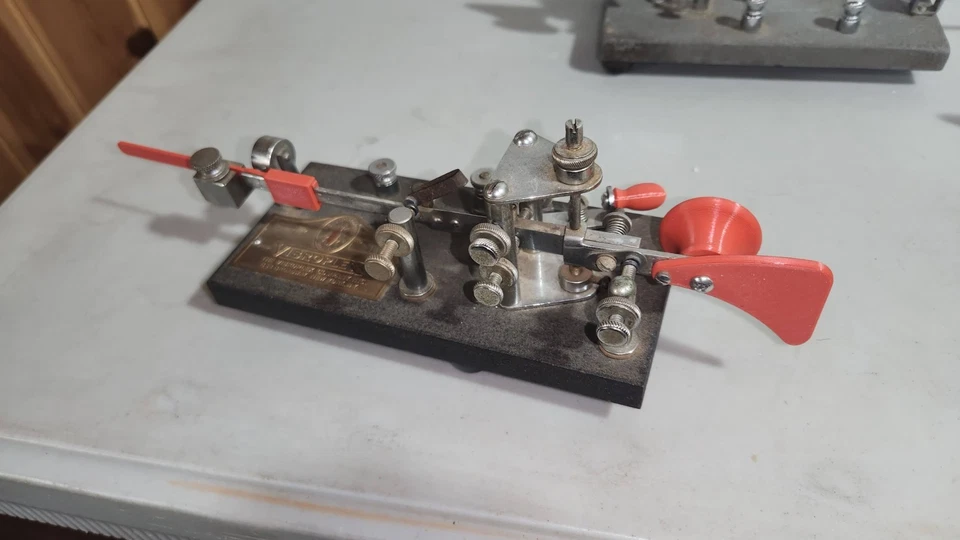 Slow your FLAT-bar Vibroplex Bug with a Pendulum Extension (Set of 2) - Image 2 of 4