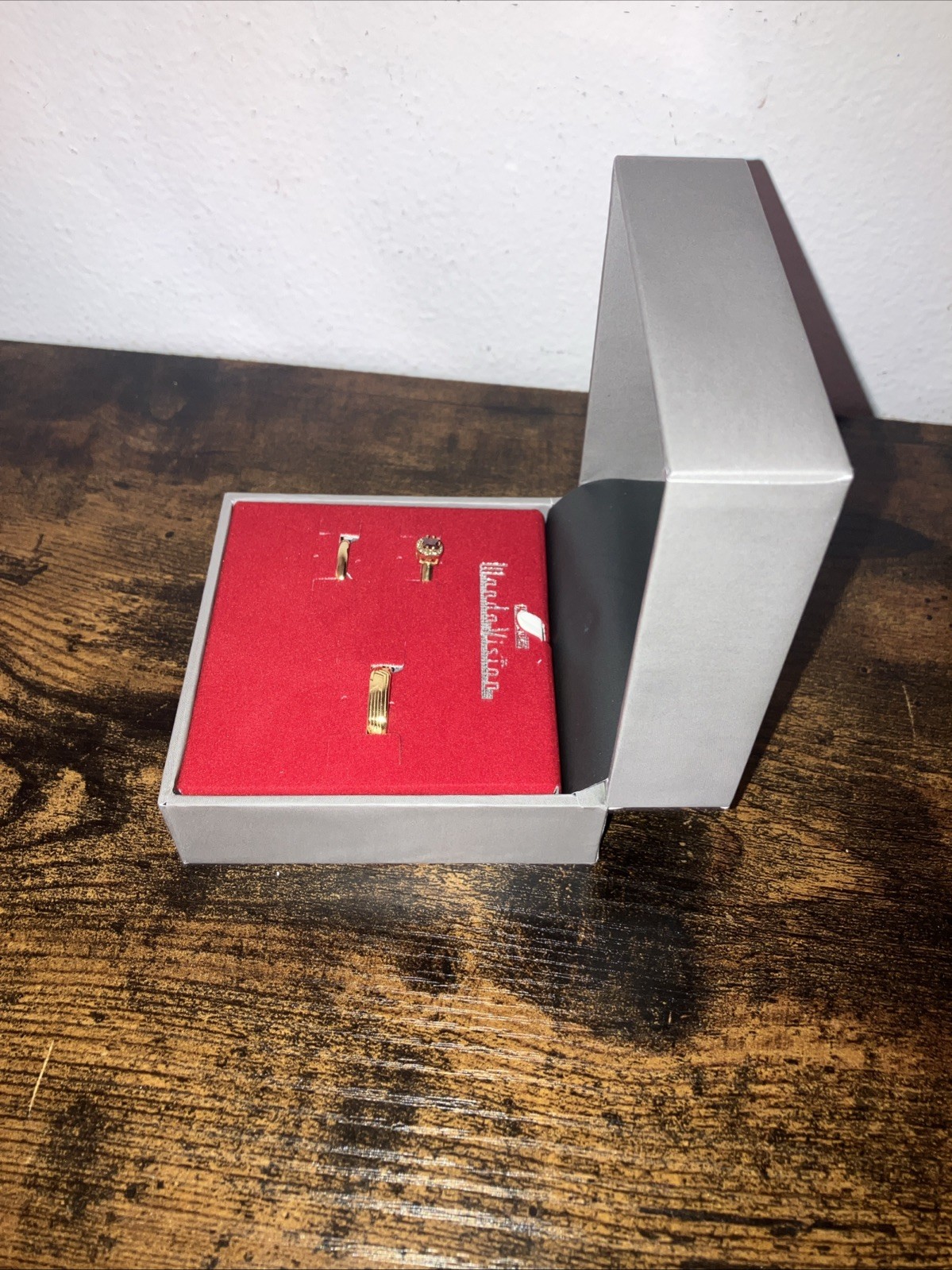 Marvel Studios - WandaVision -  Power Pack Tiara Jewelry Set - NEW