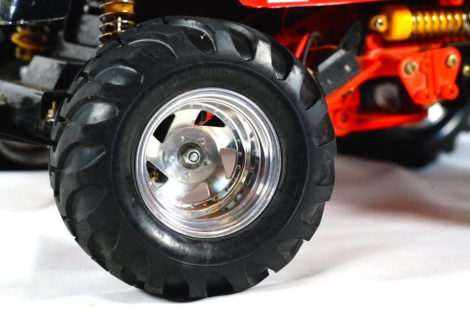 Vintage Tamiya Blackfoot RC Truck SEES ALUMINUM WHEELS Futaba FP-T2GS Radio READ - Image 3 of 4