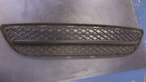 Luftgitter Mitte Stoßstange Vorne 22944911 7154555 51117154555 BMW E90 / E91/