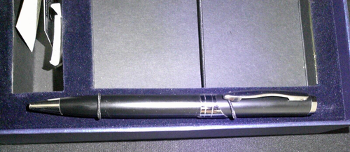 Bella Rose Blue Wallet/Card Holder and Pen Set - Emblem Embossed in Original Box - Picture 3 of 4