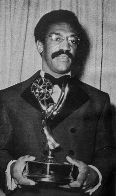 BILL COSBY glasses moustache clipping 1968 Emmy Awards winner B&W photo  I-Spy