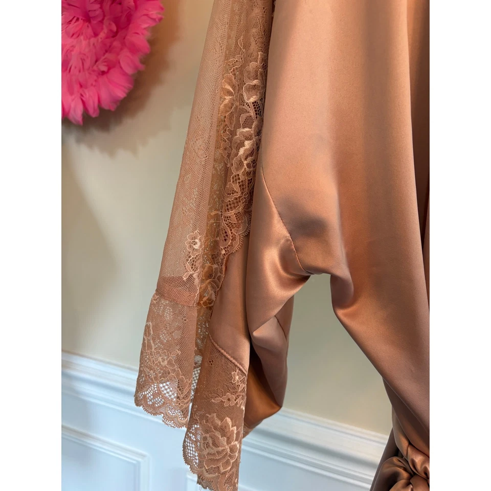 IN BLOOM BY JONQUIL 蕾丝长袍 XL 码 — 第 3/4 张图片