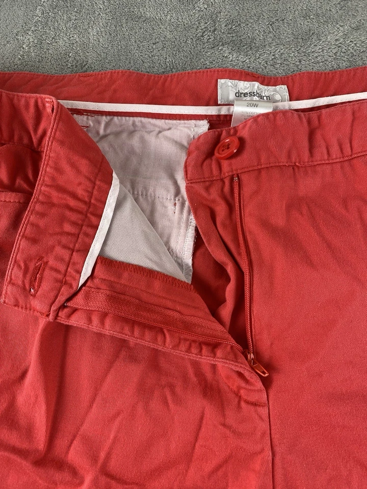 Dressbarn Women’s Bermuda Shorts 20W Coral Zip Pockets Casual C38 - Image 3 of 4