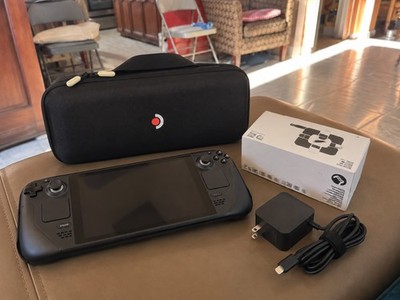 Valve Steam Deck OLED 1TB   Excellent Condition   Original Case & Charger