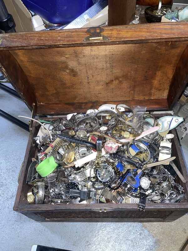 Huge Watch Lot 42+ lbs Untested + Imperfect Watch Lot For Parts Or Repair Only