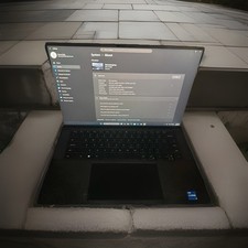 Dell XPS 15 9520 - i7-12700H - 16GB RAM - RTX 3050 - 512GB SSD