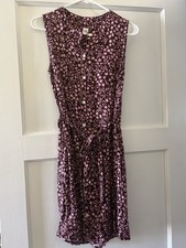 Gap Woman’s Shirt Dress Floral, burgundy Small Side Pockets, front Pockets