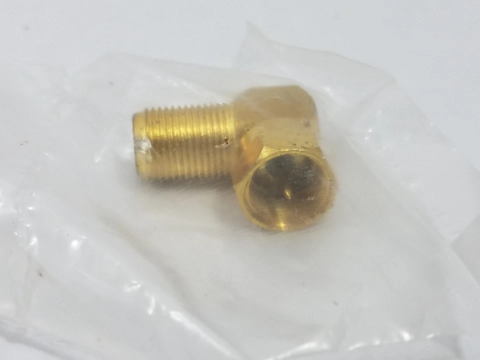8 Pcs F Type Male to Female Right Angle 90 Degree Coax Coaxial TV Adapter Gold - Image 2 of 3