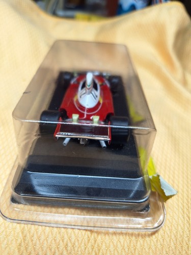Coche 1/43 Ferrari 312T (1975) - rojo - Imagen 3 de 4