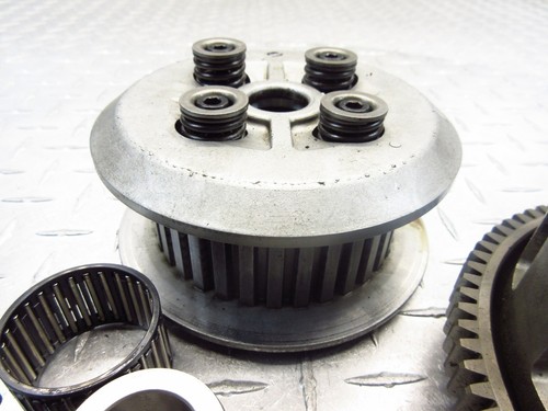 2005 05 06 KAWASAKI ZR750 K1 ZR 750 Z750 CLUTCH BASKET FLYWHEEL SPRING HUB OEM - Picture 2 of 12