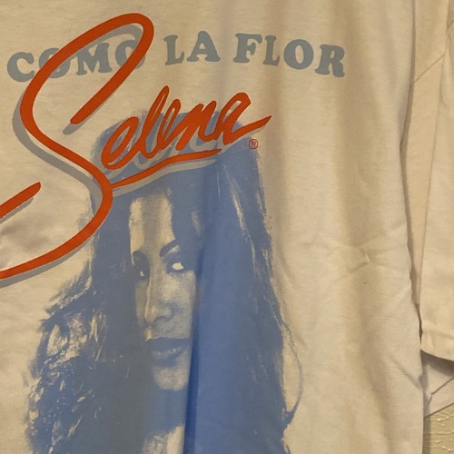 Selena Quintanilla T Shirt Mens XL 90s Tejano Singer Black Whites Como La Flor