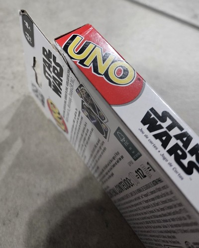 UNO Card Game - Star Wars Theme (New, Limited) - Picture 6 of 6