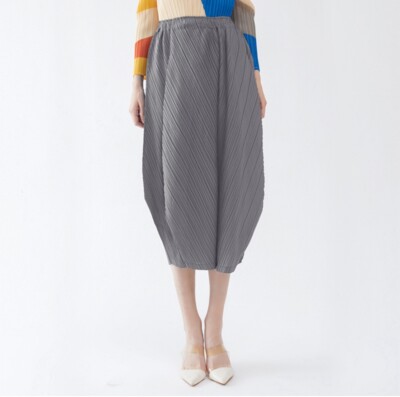 *LIKE* Issey Miyake Falten bitte Stoff Karottenform GRAU Hose/Cullottes