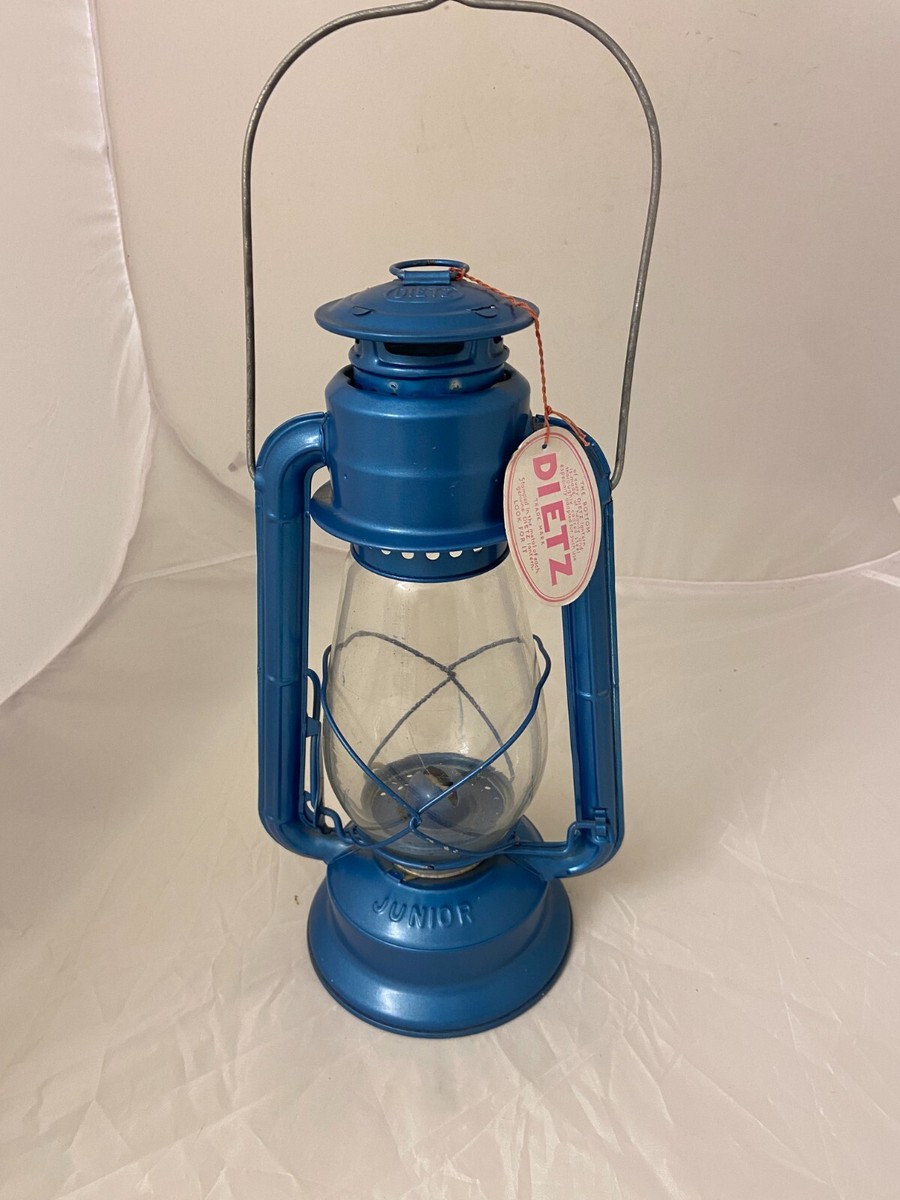 ハリケーンランタン DIETZ NO.80 BLIZZARD Amazon.com: Dietz #80 Blizzard Hurricane Oil Lamp Burning