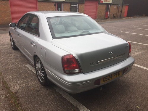 Hyundai XG30 Amazing Condition and mileage - Picture 6 of 12