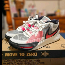 Nike Mens Kyrie Irving