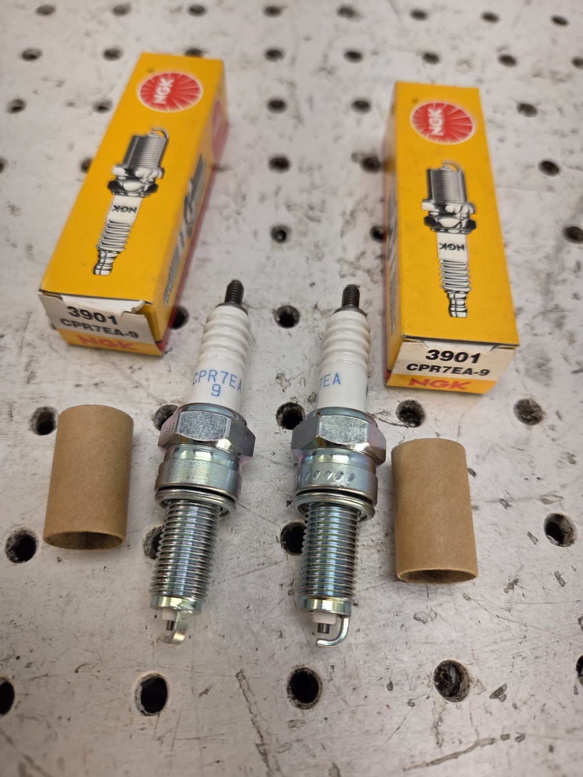 Genuine NGK Spark Plug CPR7EA-9 CPR7EA9 3901 - 2 Pack