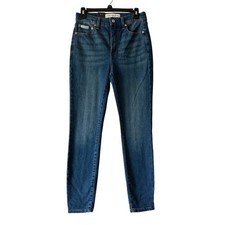NWT Calvin Klein High Rise Skinny Jeans 28 or Size 6