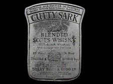 KD19166 VINTAGE 1970s  CUTTY SARK SCOTCH WHISKEY  BOOZE PEWTER BELT BUCKLE