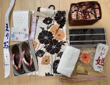Yukata set Free size, Good condition, Japanese accessories, Geta, Waist