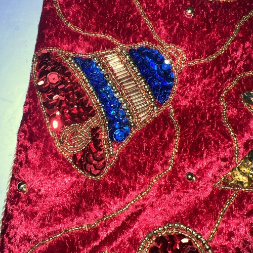 VINTAGE! Festive Velvet Beaded Sequin Christmas Stocking 15”-17” Lights Garland - Picture 3 of 9