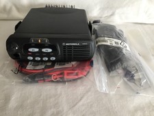 MOTOROLA CDM750 42-50 MHZ 65 -WATT 4 CH ANALOG WITH ACCY NEW FT. AAM25DKC9AA1AN