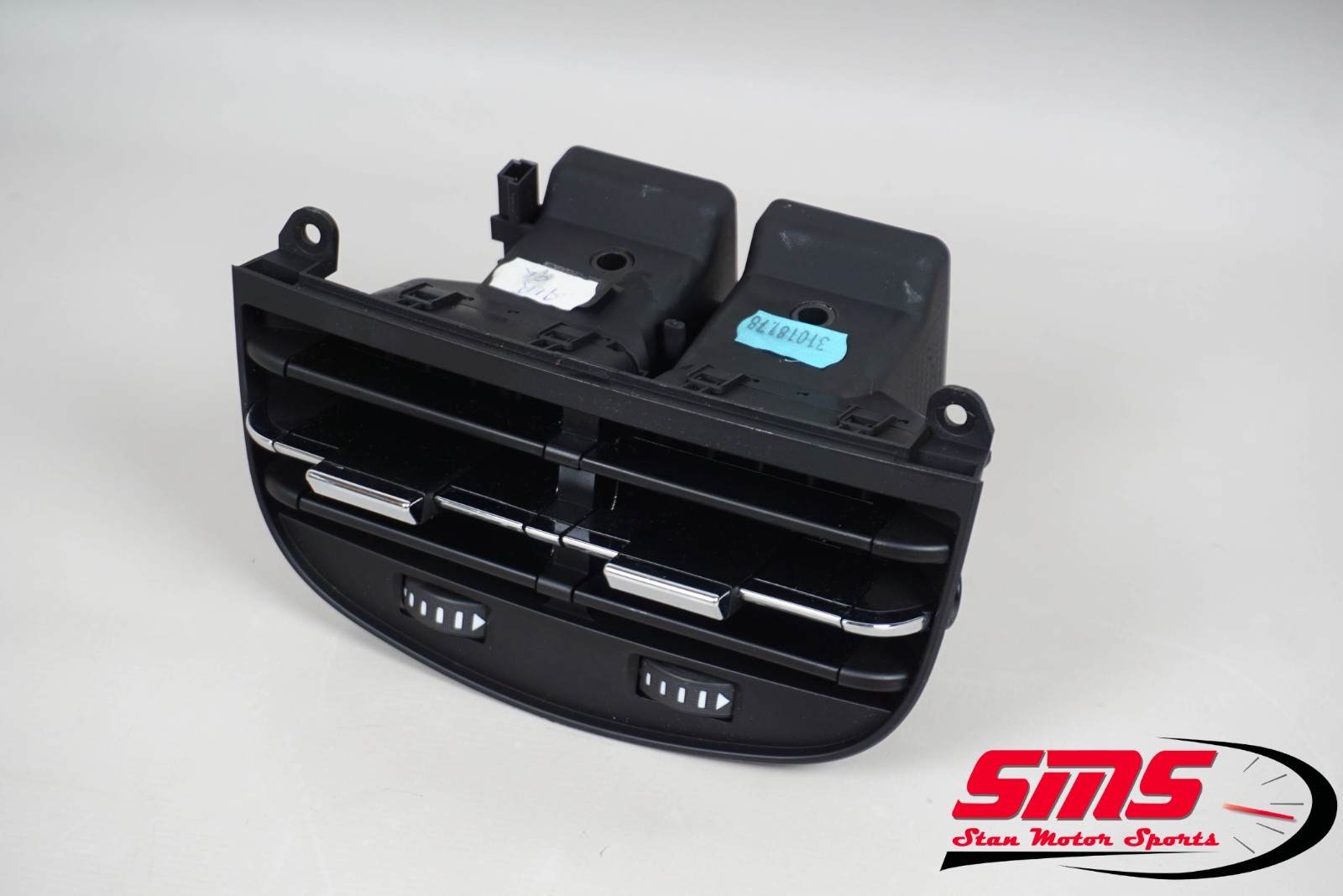 14-24 Maserati Quattroporte M156 Rear Center Console AC A/C Air Vent OEM