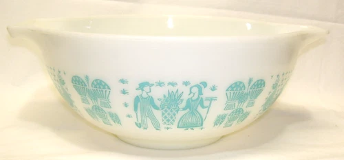 Vintage Pyrex #443 Cinderella Mixing Bowl Amish Butterprint 2.5 Quart Excellent