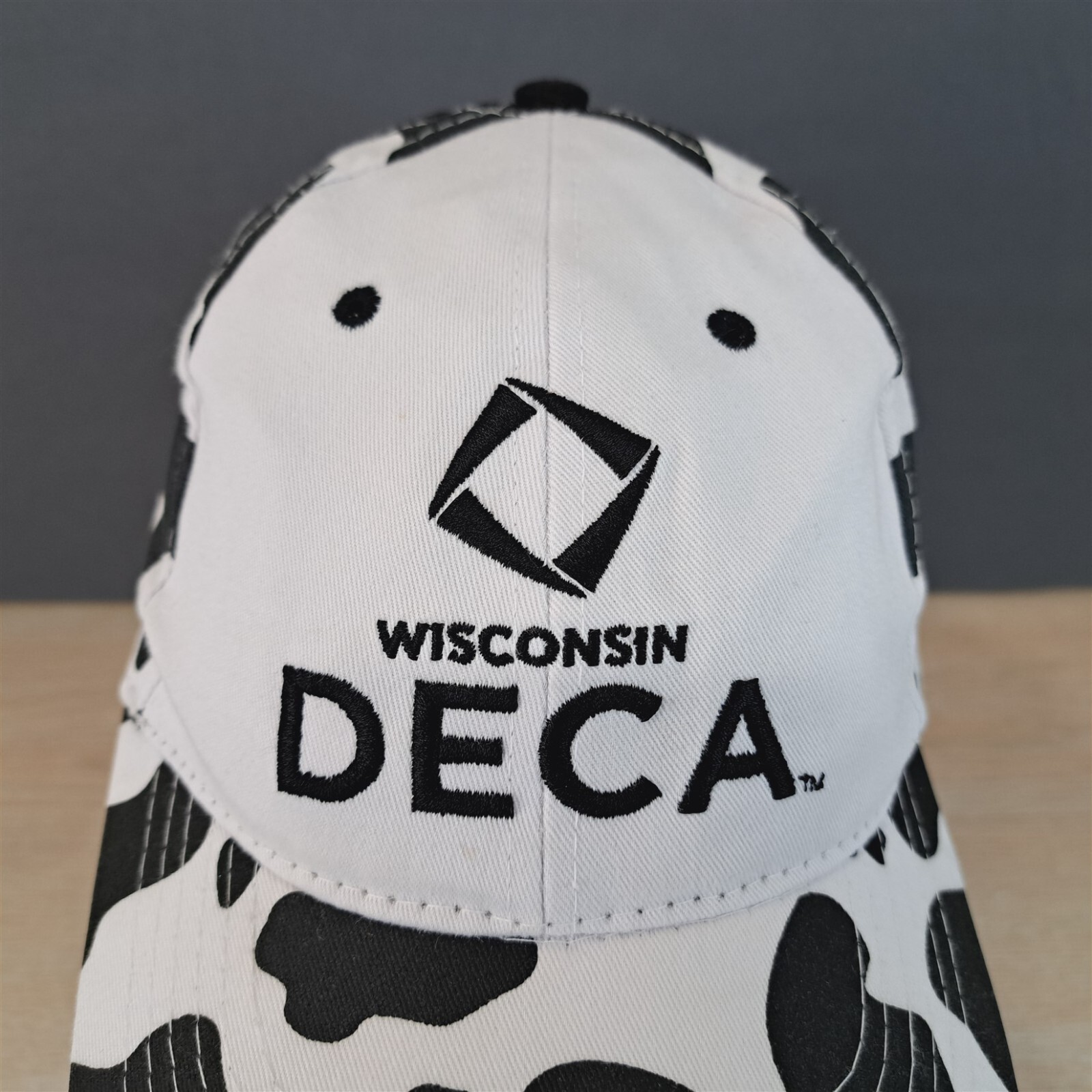 WISCONSIN DECA ADJUSTABLE STRAPBACK BASEBALL HAT/… - image 7