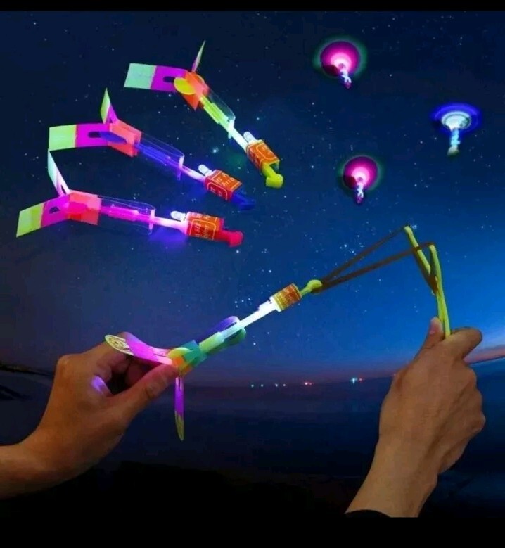 Jouet Hélicoptère - 15PCS - Lumineux LED - Catapulte Volante - Multicolore - Jeux - Jouets