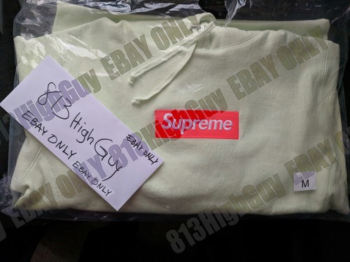 FW17 Supreme Box Logo Hoodie Pale Lime 