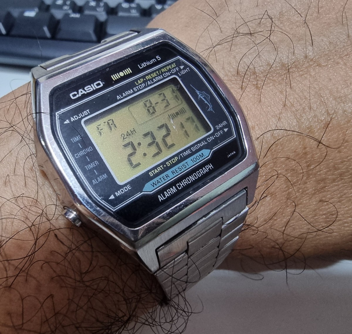 Rare Vintage CASIO H101 106 MARLIN Japan Digital Watch Rare Vintage CASIO H101 106 MARLIN Japan Digital Watch